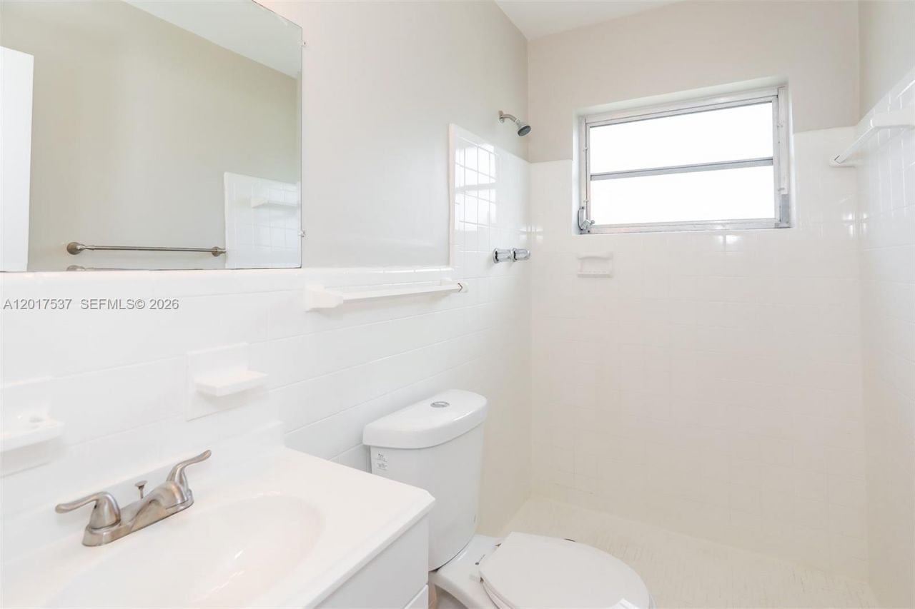 16025 SW 99th Ave, Miami, FL 33157 Photo