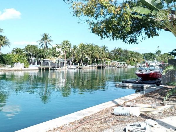1725 Calais Dr , Unit 6, Miami Beach, FL 33141