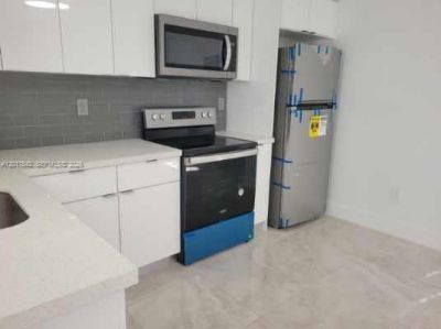 1725 Calais Dr , Unit 6, Miami Beach, FL 33141 Photo
