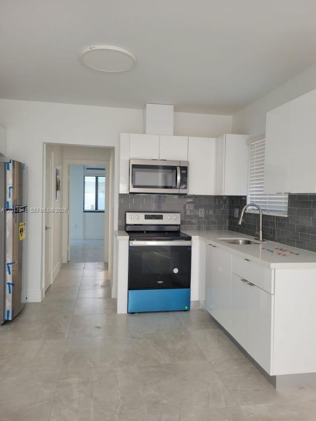 1725 Calais Dr , Unit 6, Miami Beach, FL 33141 Photo