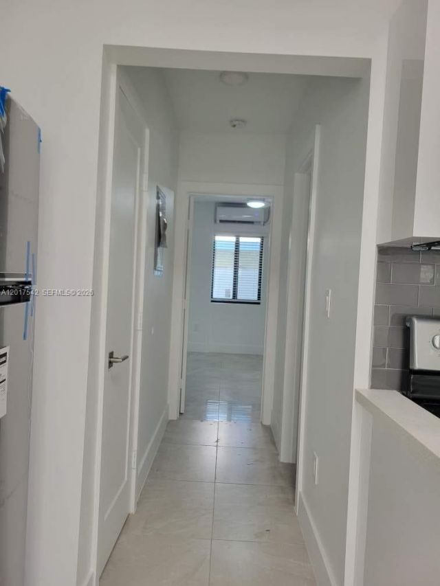 1725 Calais Dr , Unit 6, Miami Beach, FL 33141 Photo