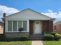 6341 N Tripp Avenue, Chicago, IL 60646 primary photo