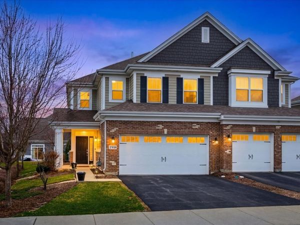 27W119 Redbud Lane , Winfield, IL 60190