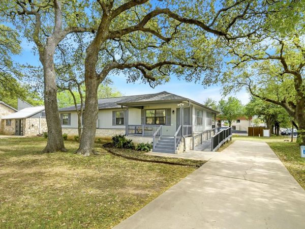403 W Anderson Ave, Round Rock, TX 78664