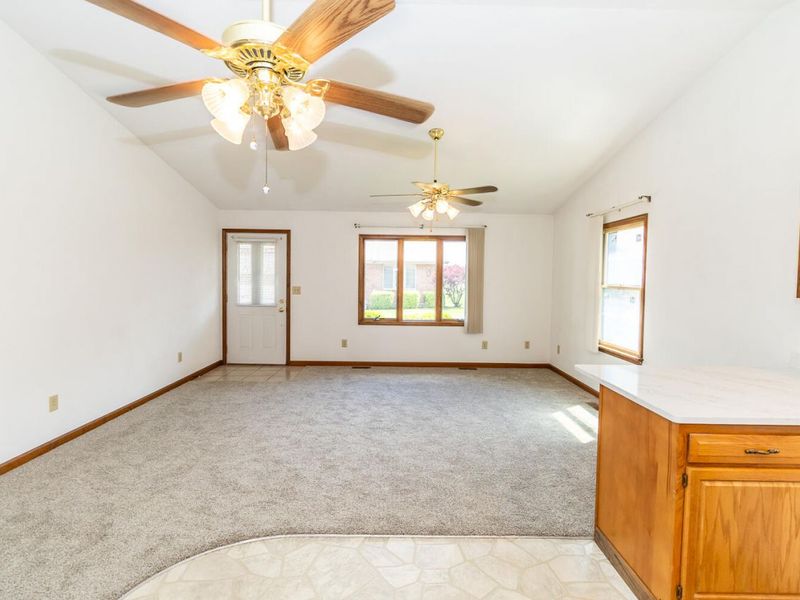 140 Dwyer Avenue, Unit D2, Greenville, OH 45331 Photo 15