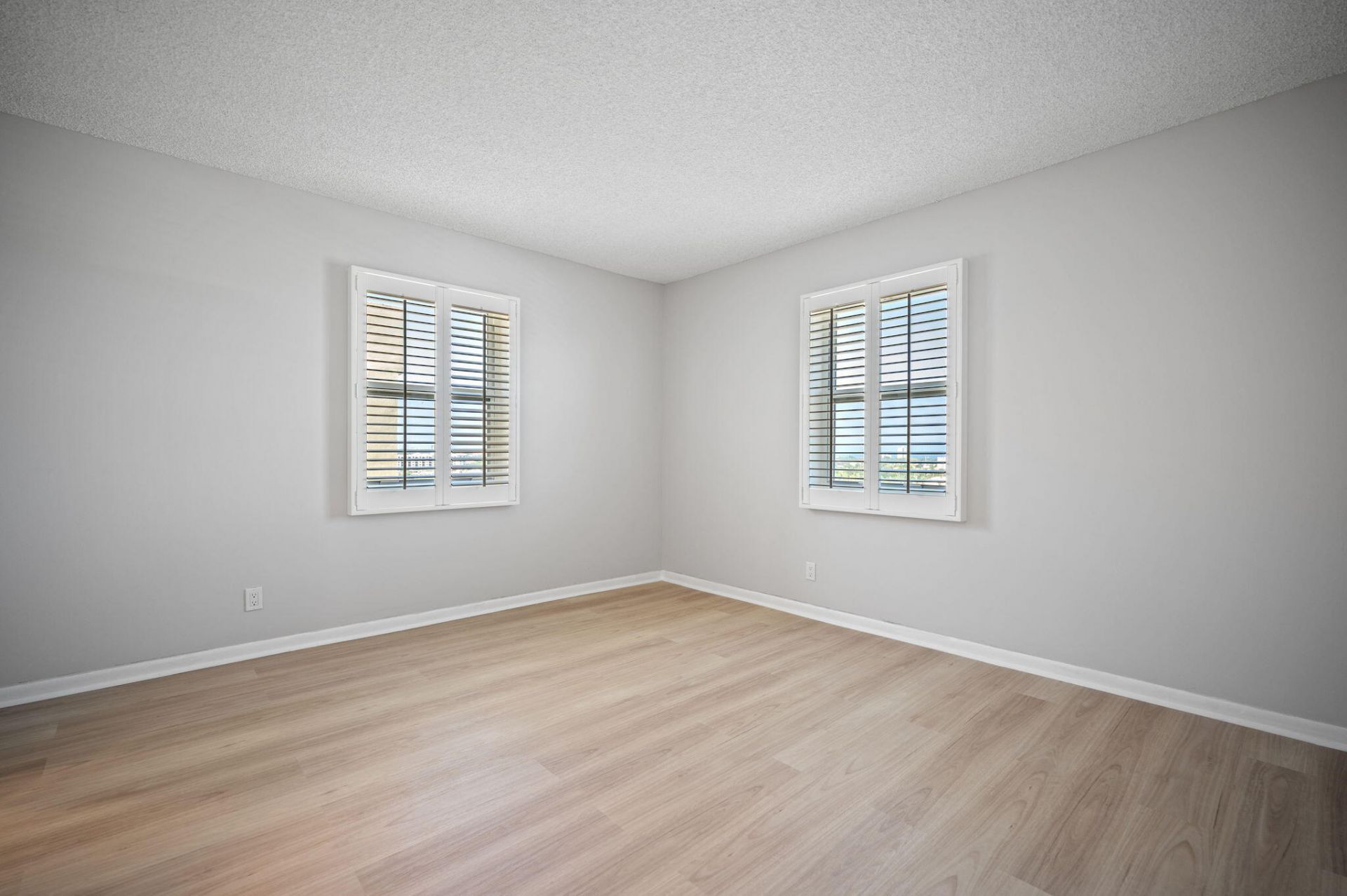 900 NE 18th Avenue, Unit 1406, Fort Lauderdale, FL 33304 Photo