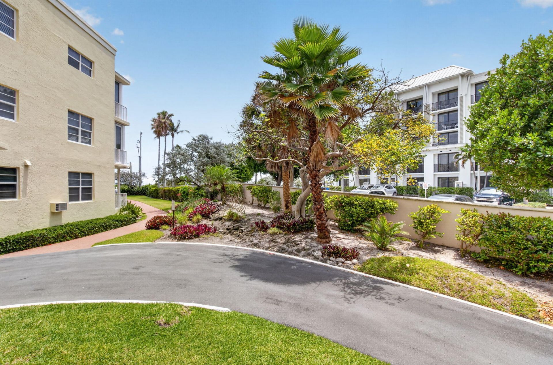 100 N Ocean Boulevard, Unit 105, Delray Beach, FL 33483 Photo