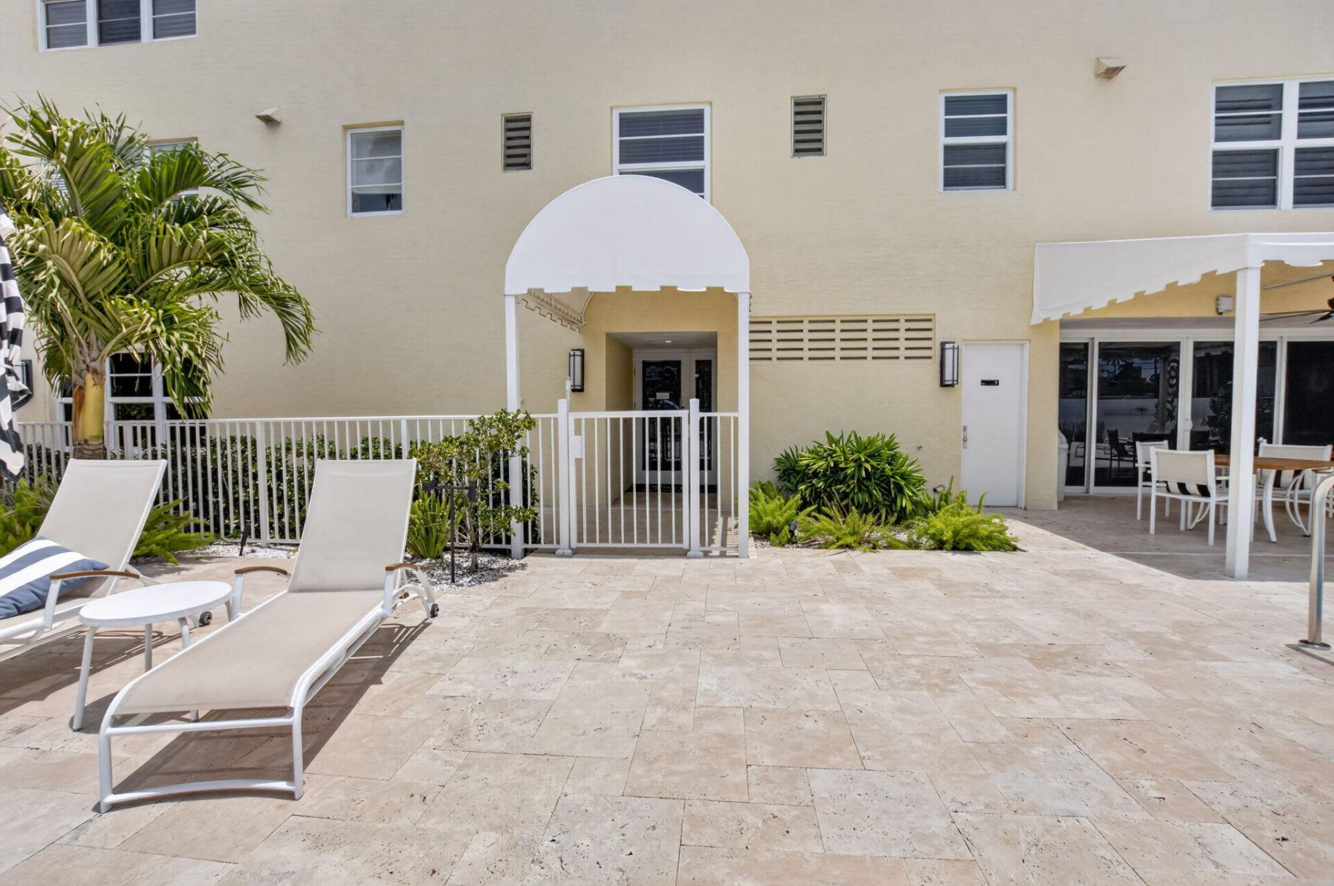 100 N Ocean Boulevard, Unit 105, Delray Beach, FL 33483 Photo