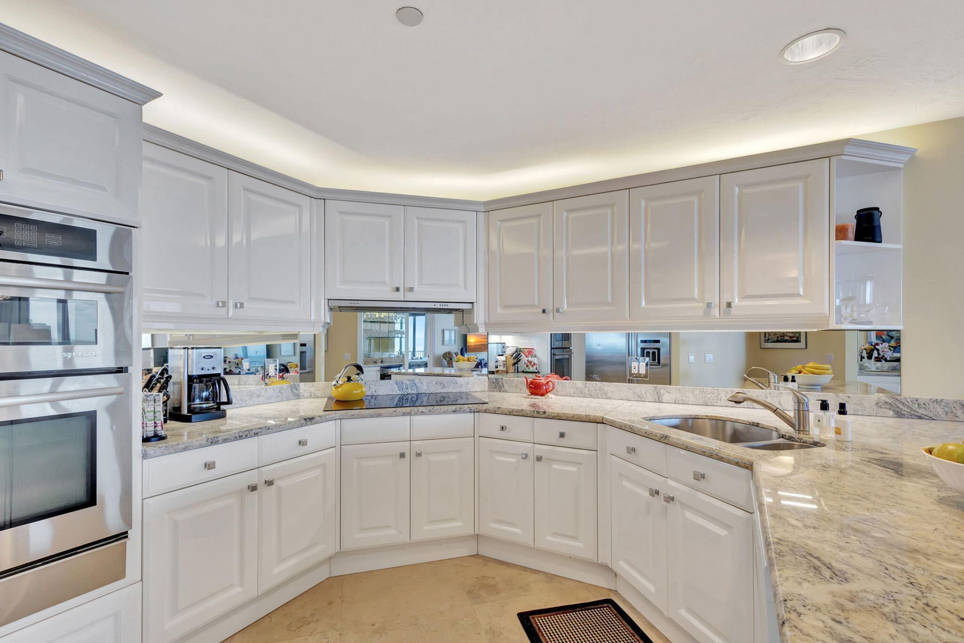 800 Ocean Drive, Unit 404, Juno Beach, FL 33408 Photo