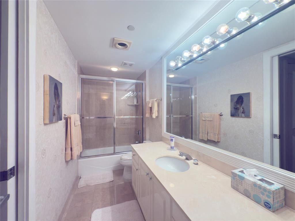800 Ocean Drive, Unit 404, Juno Beach, FL 33408 Photo