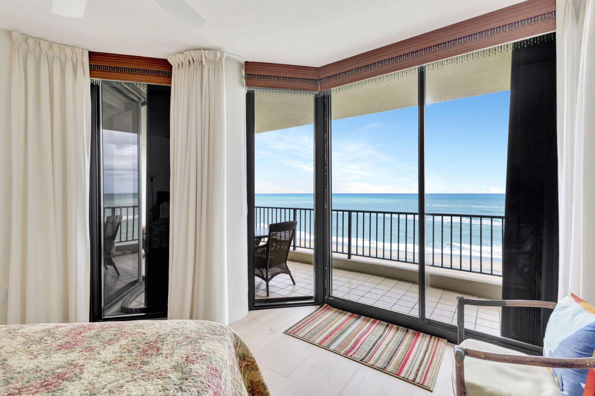 800 Ocean Drive, Unit 404, Juno Beach, FL 33408 Photo