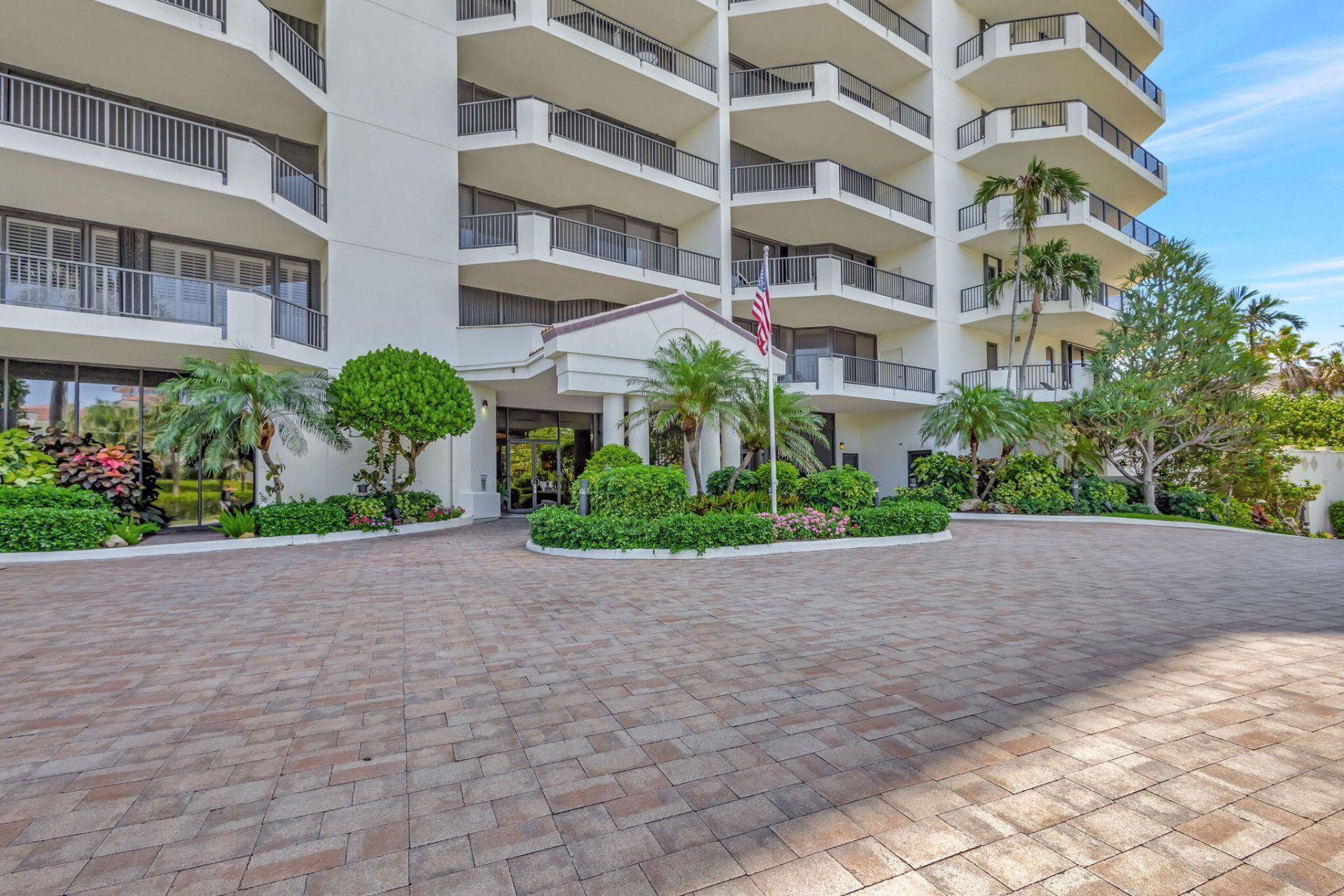 800 Ocean Drive, Unit 404, Juno Beach, FL 33408 Photo