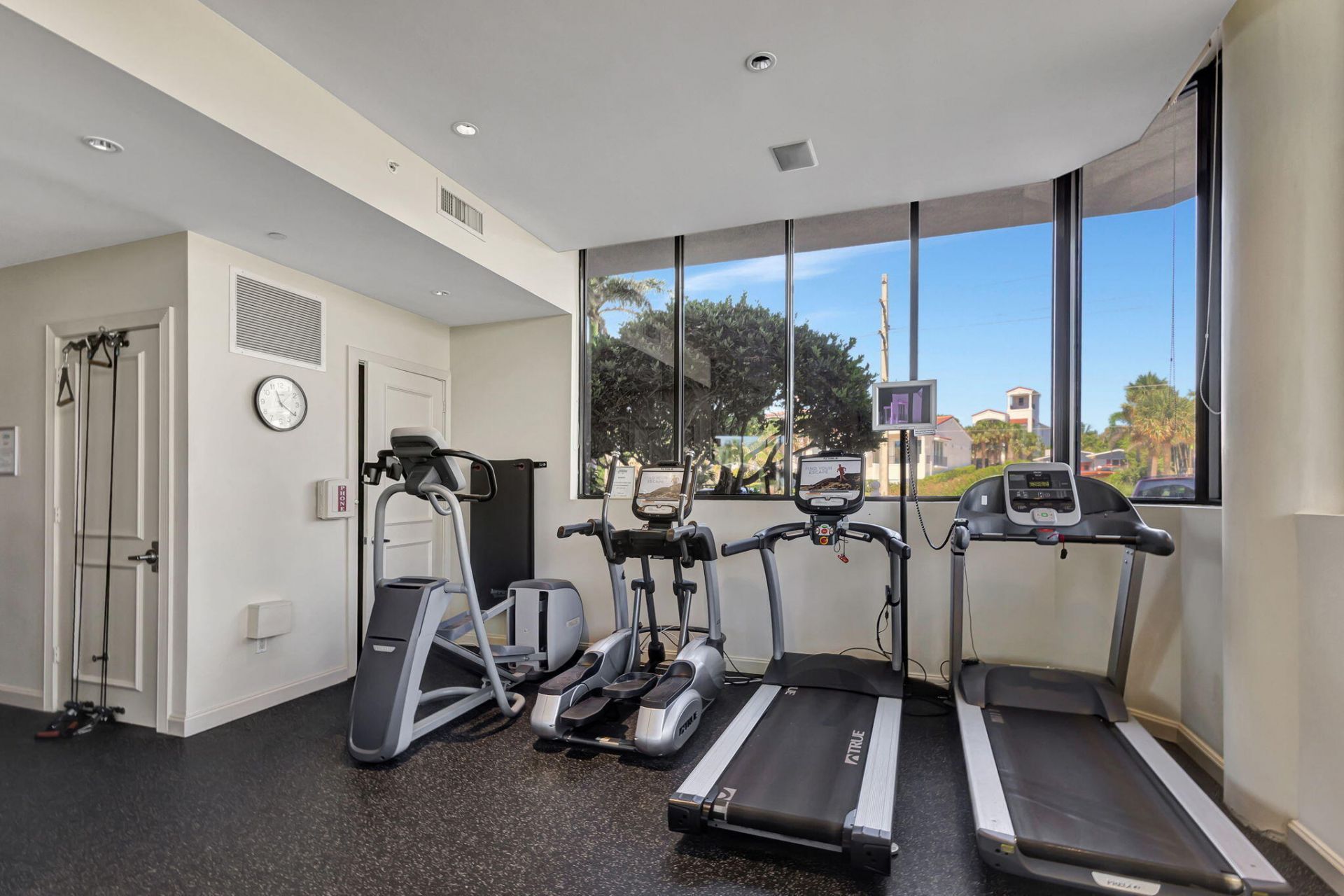 800 Ocean Drive, Unit 404, Juno Beach, FL 33408 Photo