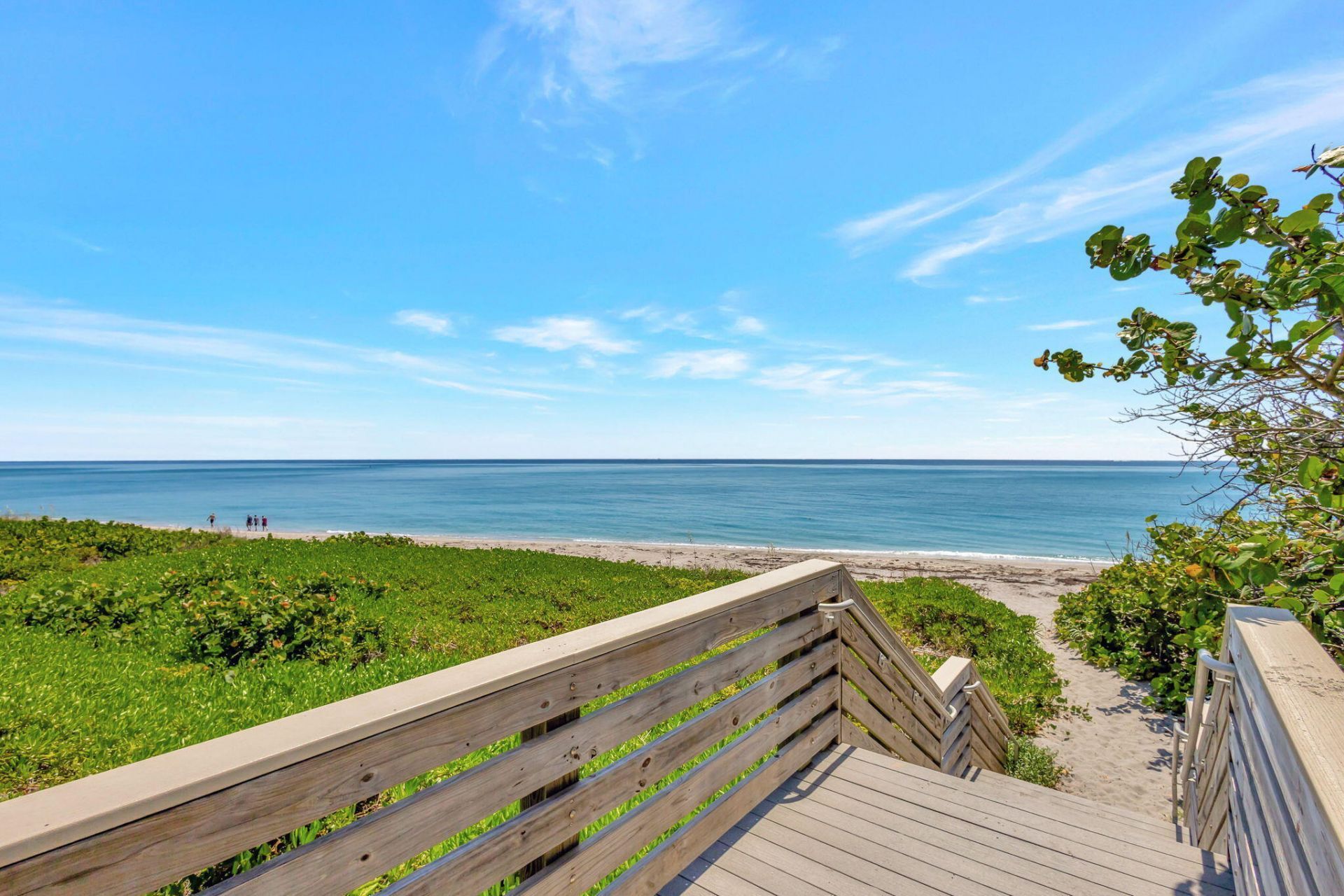 800 Ocean Drive, Unit 404, Juno Beach, FL 33408 Photo