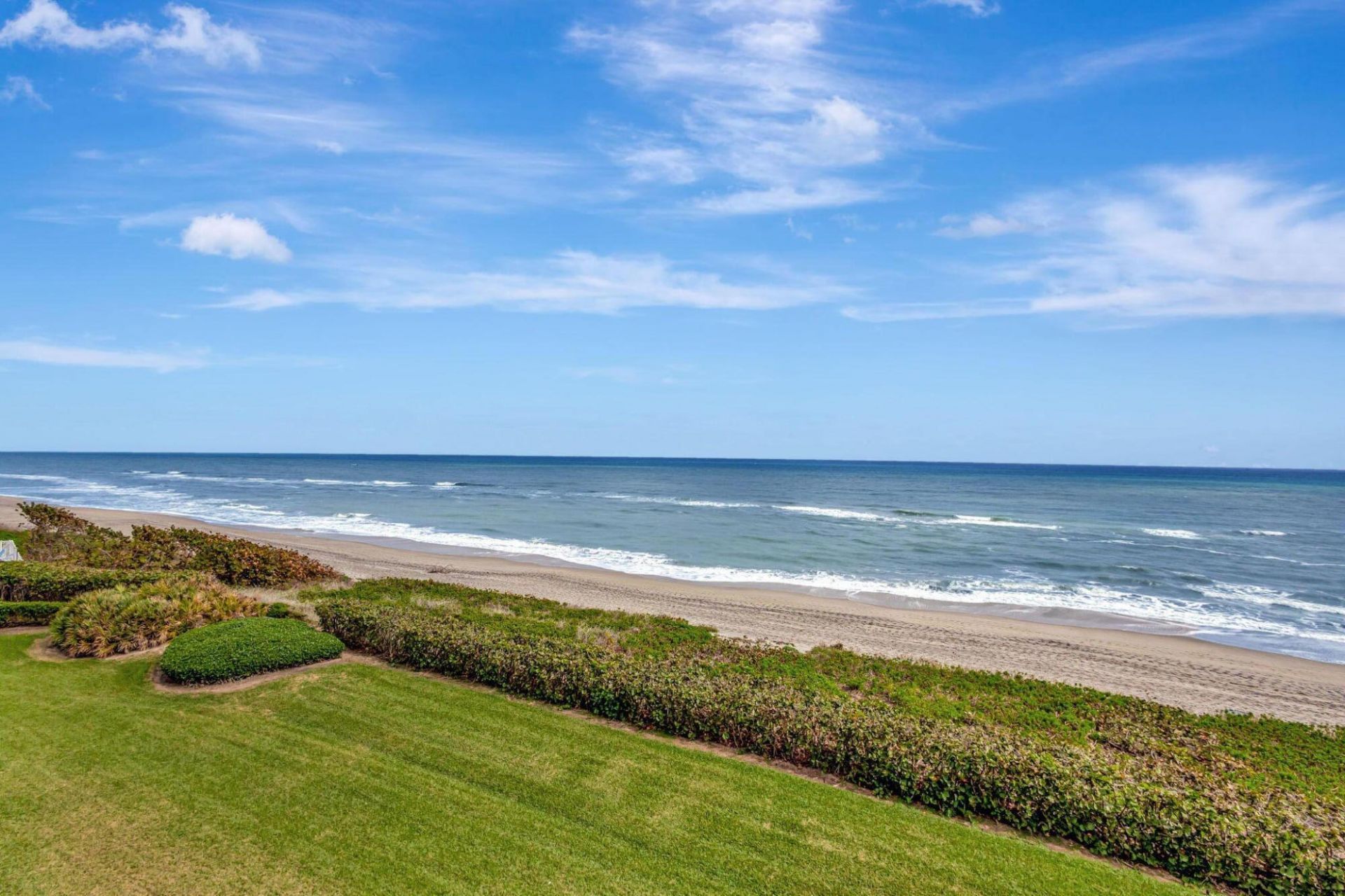 800 Ocean Drive, Unit 404, Juno Beach, FL 33408 Photo