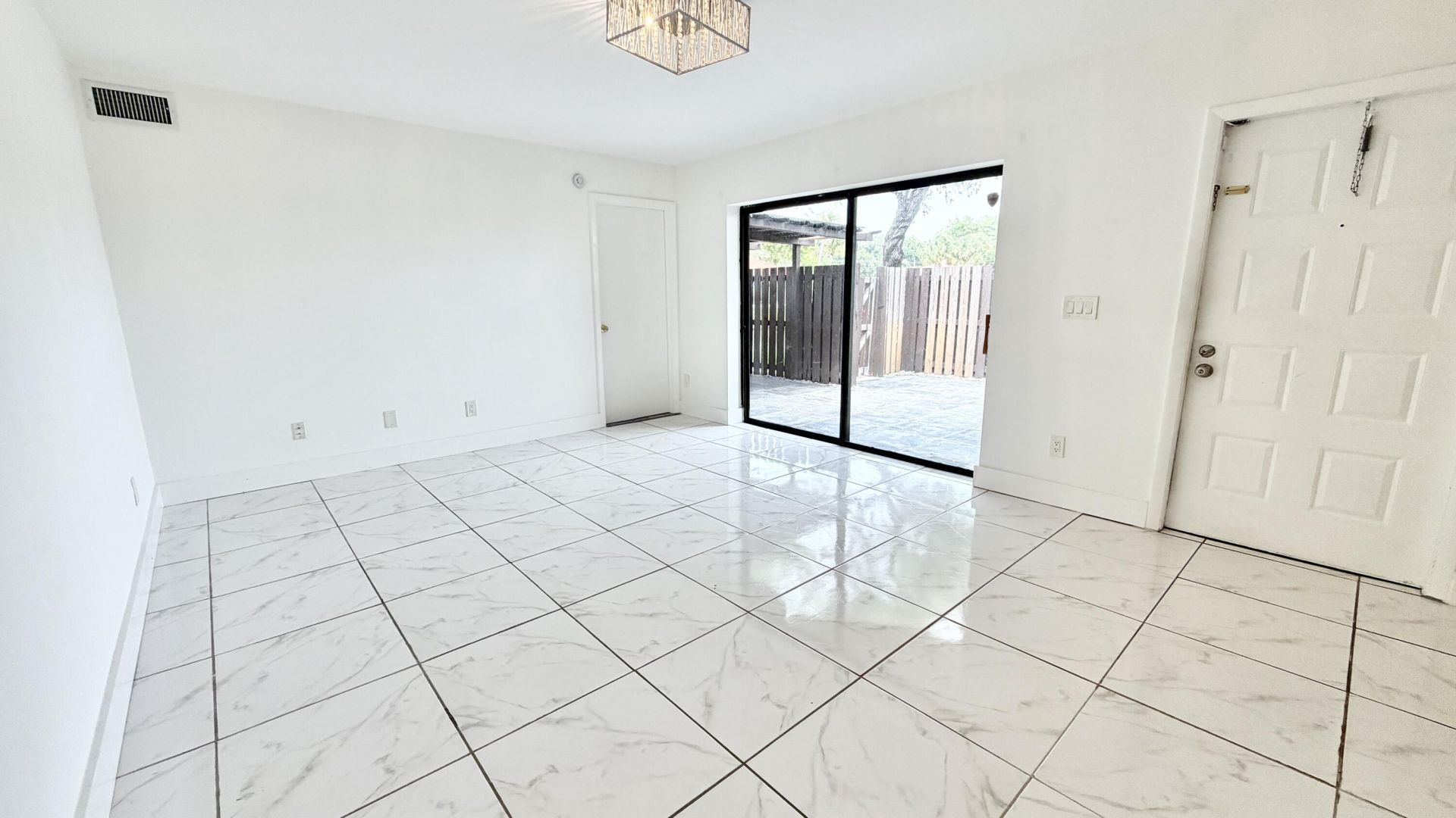 8365 Boca Rio Drive, Boca Raton, FL 33433 Photo