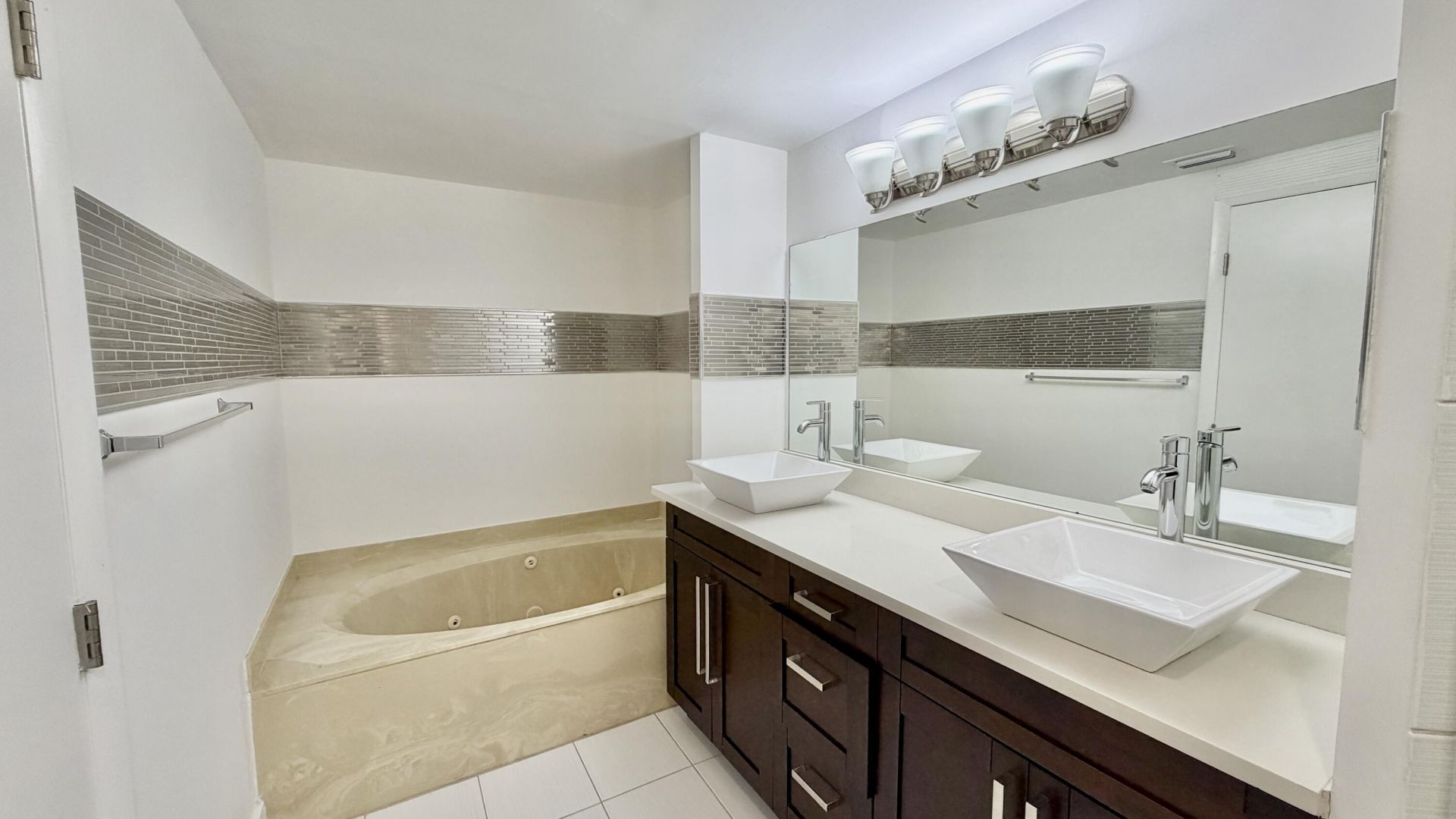 8365 Boca Rio Drive, Boca Raton, FL 33433 Photo