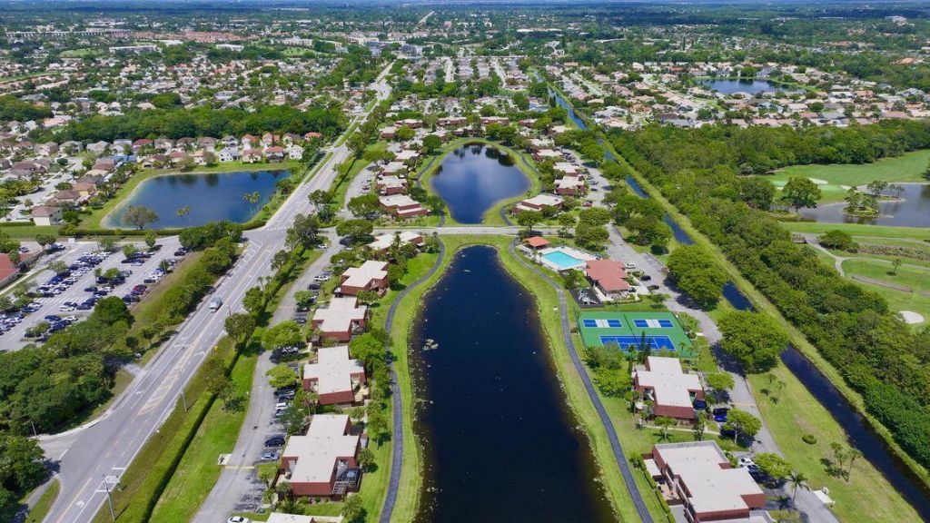 8365 Boca Rio Drive, Boca Raton, FL 33433 Photo