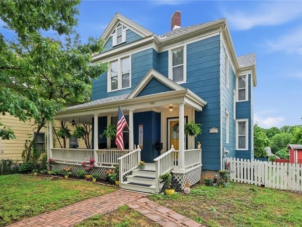 901 W White Oak Street, Independence, MO 64050