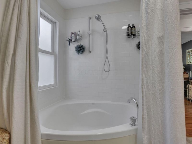 603 Midgard Road, Columbus, OH 43202 Photo 36