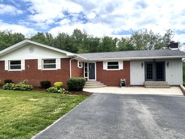 406 Bomont Avenue, London, KY 40741