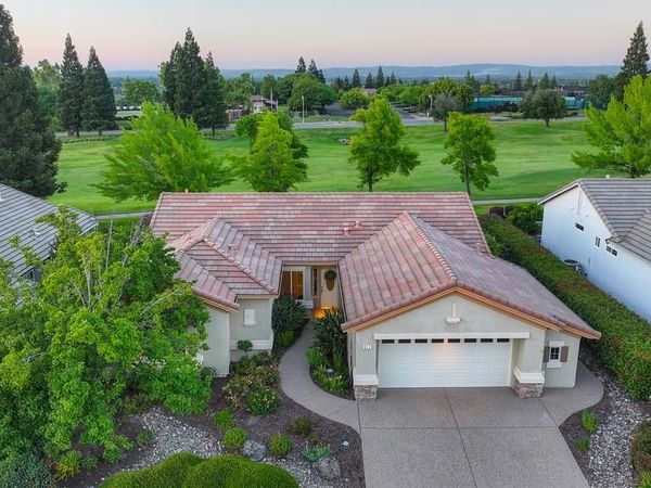 912 Castleberry Ln, Lincoln, CA 95648