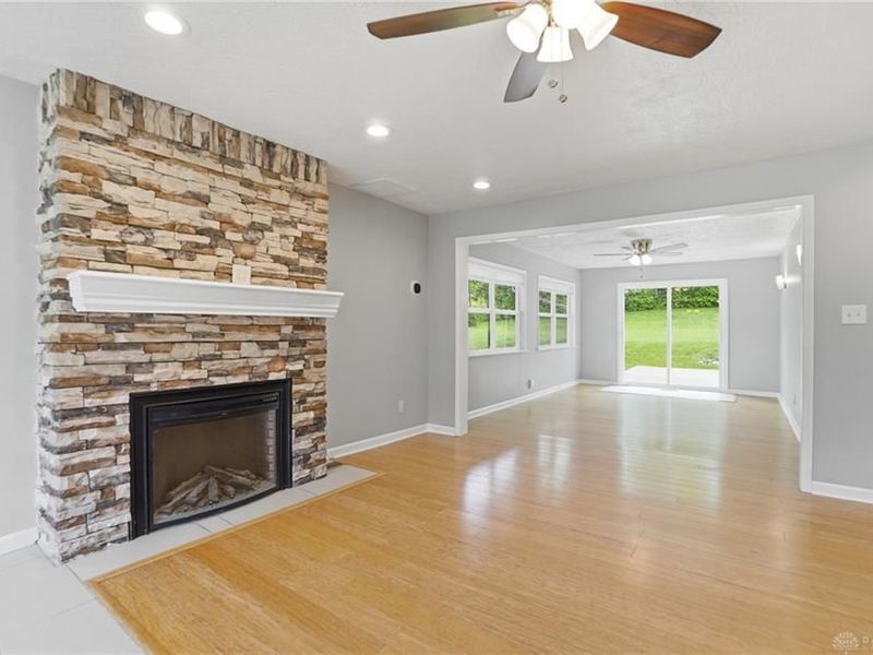 1966 Grange View Drive, Beavercreek, OH 45432 Photo 11