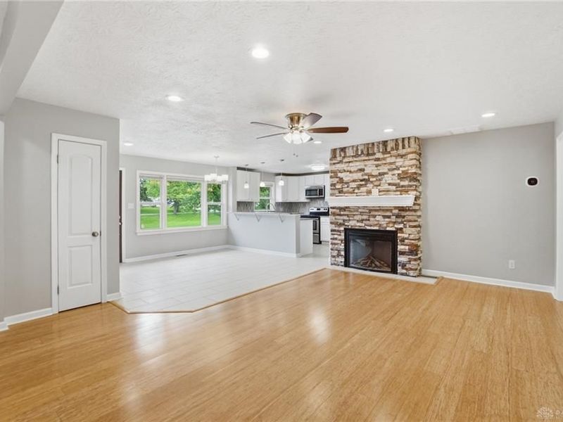 1966 Grange View Drive, Beavercreek, OH 45432 Photo 13