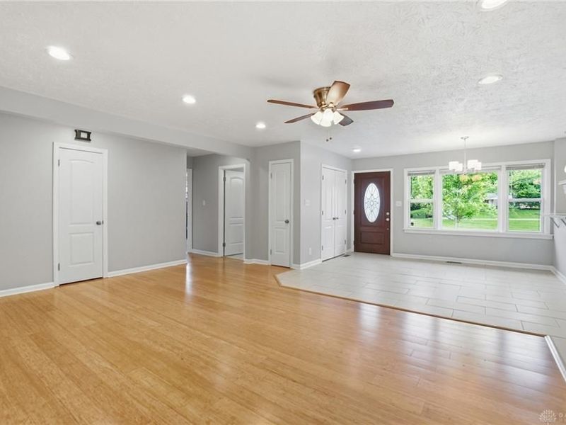 1966 Grange View Drive, Beavercreek, OH 45432 Photo 17