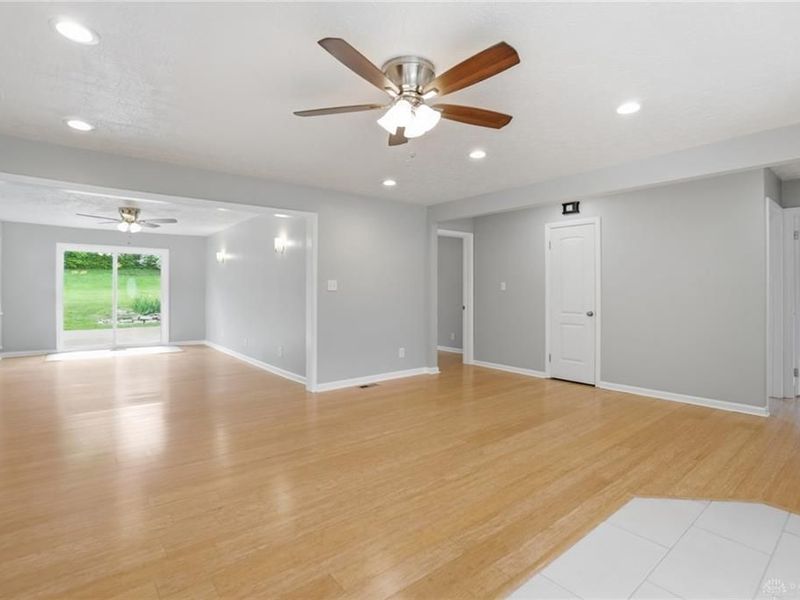 1966 Grange View Drive, Beavercreek, OH 45432 Photo 18