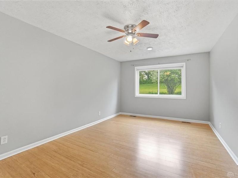 1966 Grange View Drive, Beavercreek, OH 45432 Photo 37