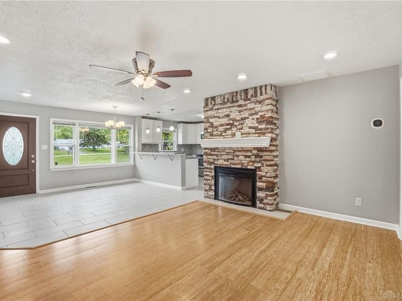 1966 Grange View Drive, Beavercreek, OH 45432 Photo 7