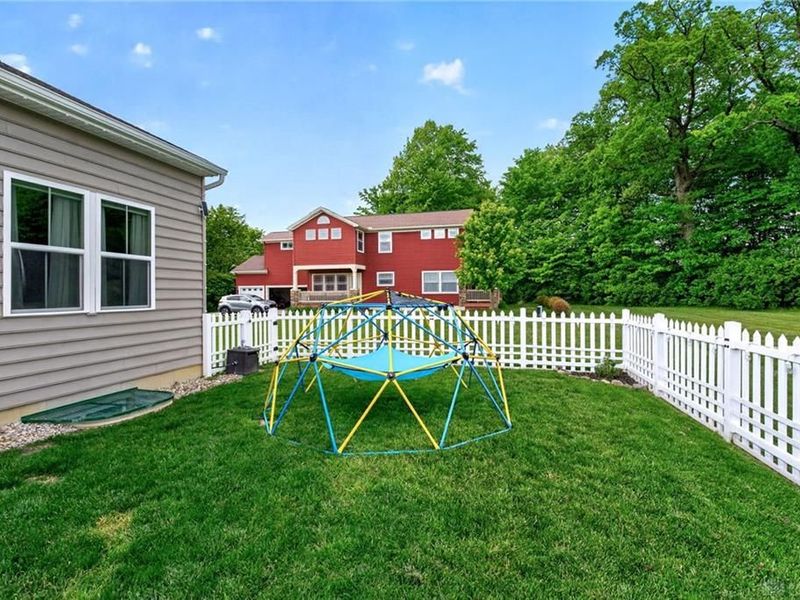 6588 Crabtree Lane, Huber Heights, OH 45424 Photo 69