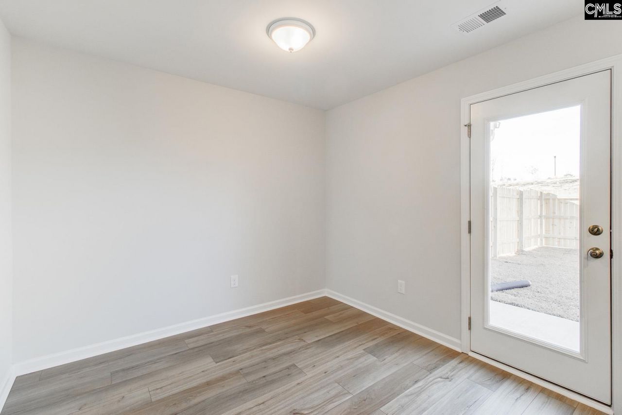 3057 Harborview Drive  Photo 10