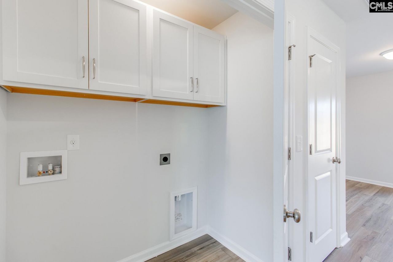3057 Harborview Drive  Photo 12