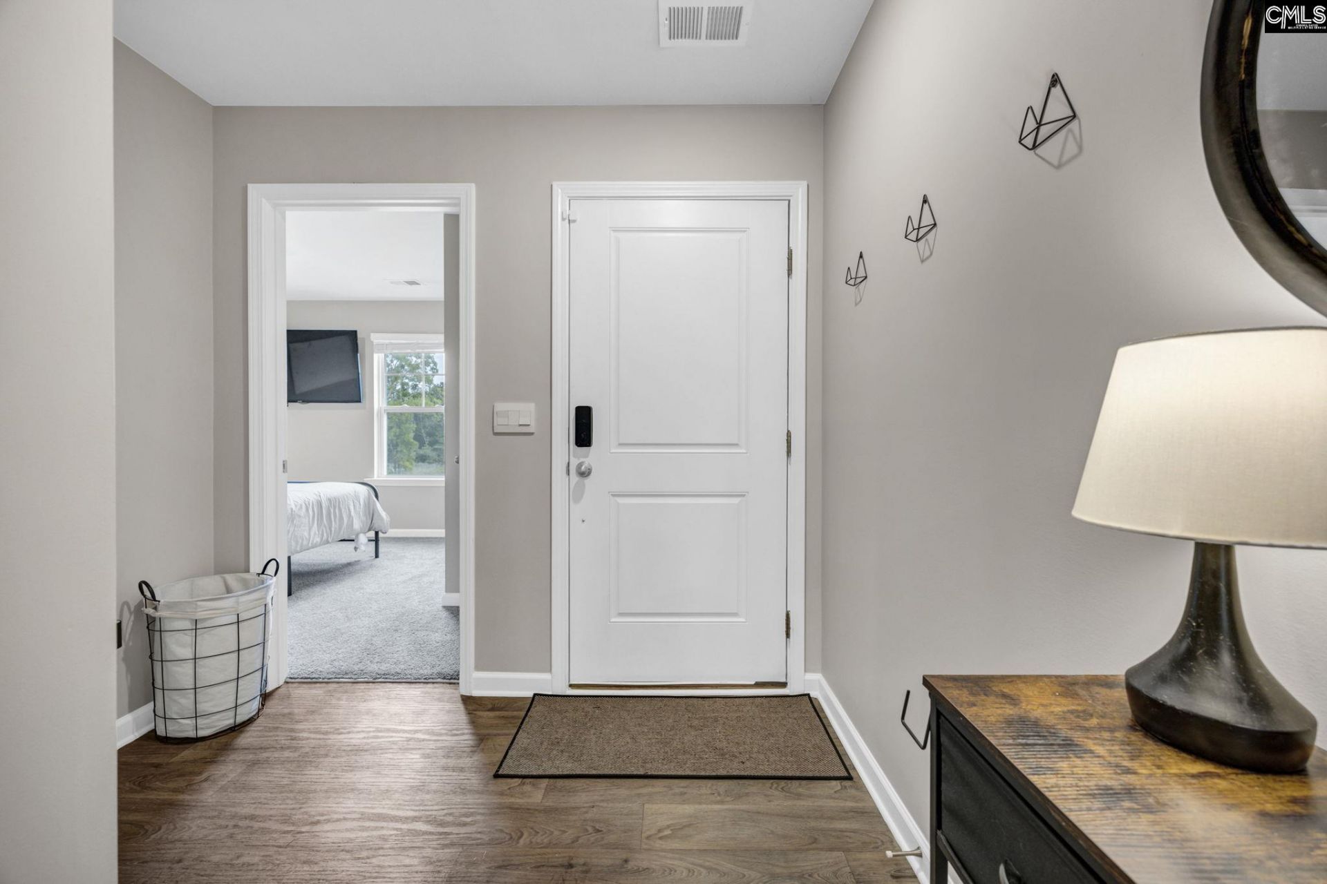 1031 Mckittrick Drive  Photo 4