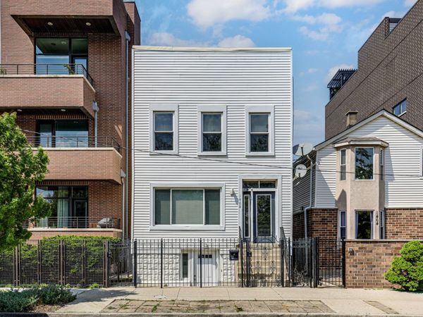 1468 W Ohio Street , Chicago, IL 60642