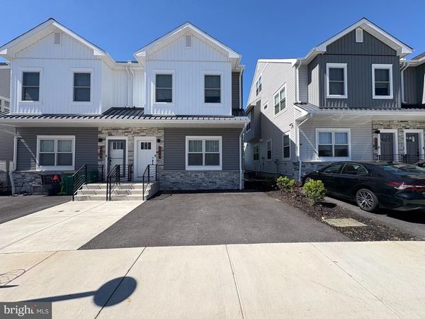 3606 GOLFVIEW LANE, PHILADELPHIA, PA 19114