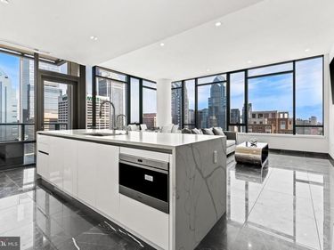 1911 WALNUT ST. STREET, Unit 3304, PHILADELPHIA, PA 19103