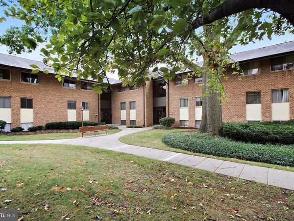 18730 WALKERS CHOICE ROAD, Unit 2, MONTGOMERY VILLAGE, MD 20886