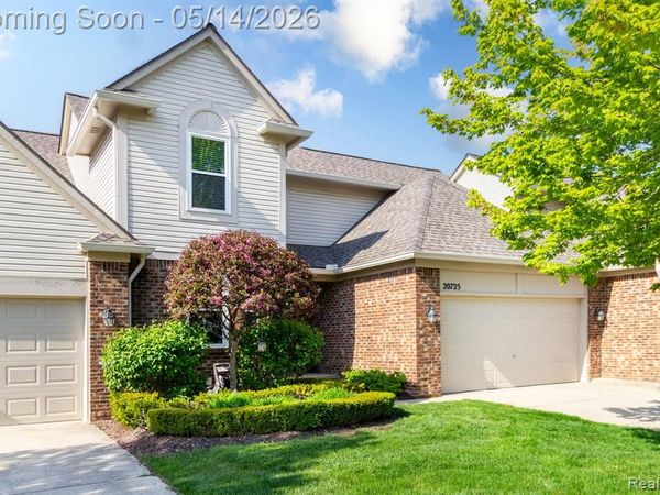 20725 Kenmare Drive, Macomb Twp, MI 48044