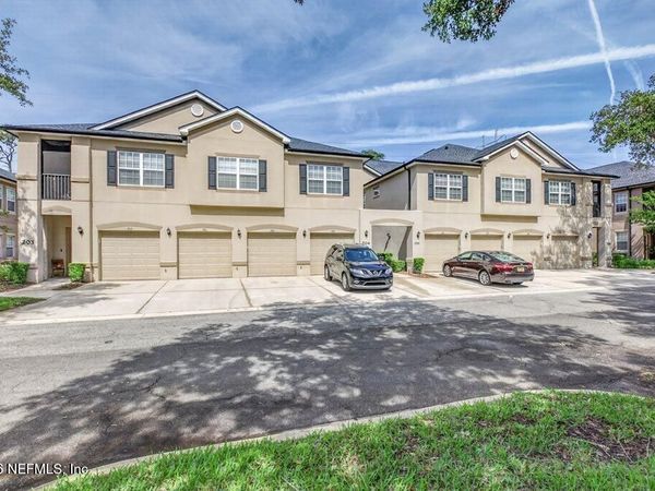12301 KERNAN FOREST Boulevard, Unit 205, Jacksonville, FL 32225
