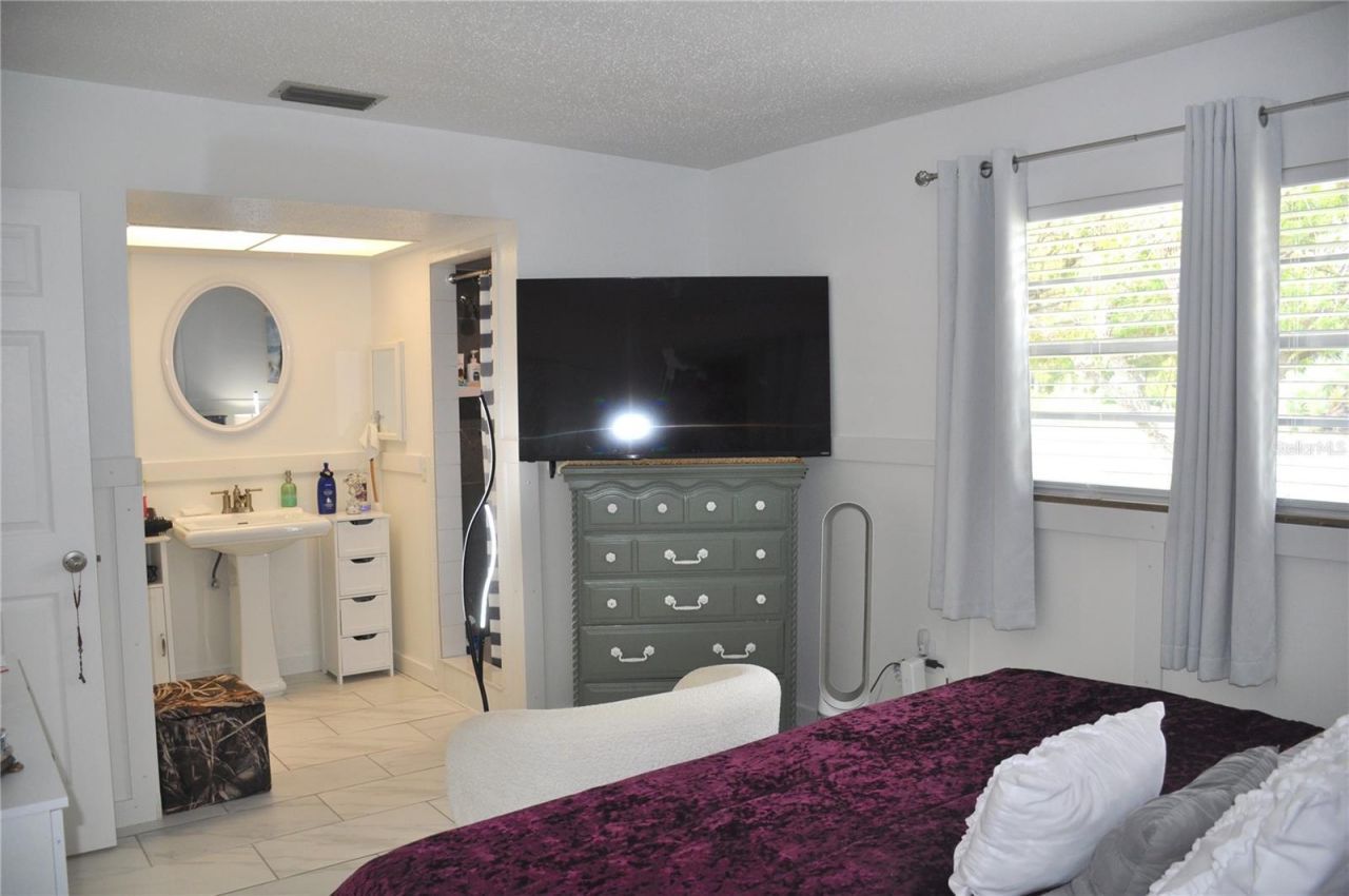 710 Aqui Esta Drive, Punta Gorda, FL 33950 Photo