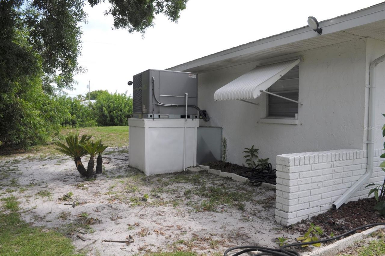 710 Aqui Esta Drive, Punta Gorda, FL 33950 Photo