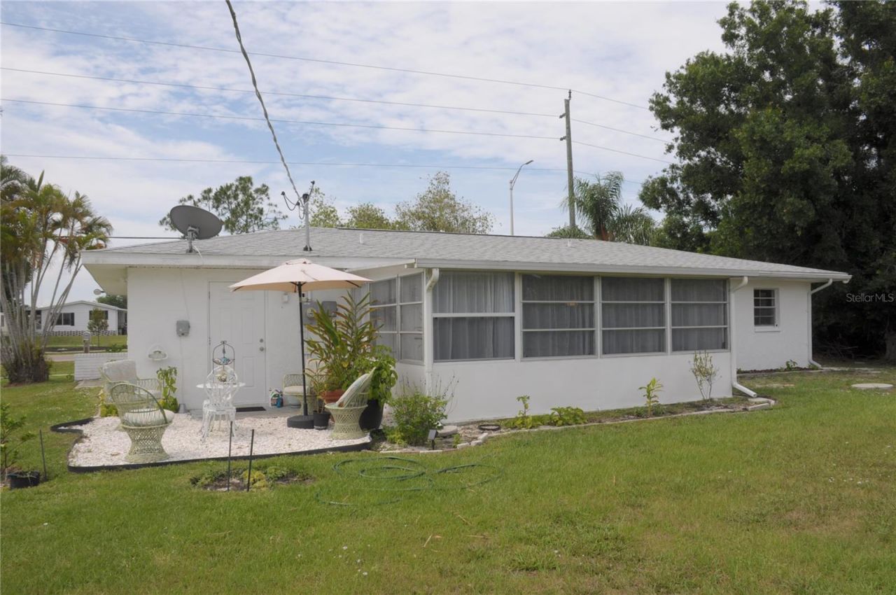 710 Aqui Esta Drive, Punta Gorda, FL 33950 Photo