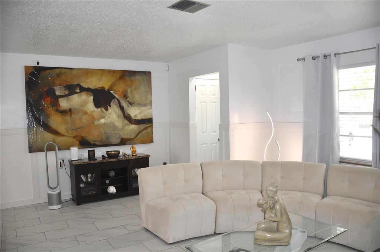 710 Aqui Esta Drive, Punta Gorda, FL 33950 Photo