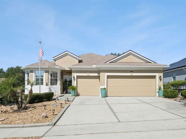 4802 ROYCE DRIVE , MOUNT DORA, FL 32757