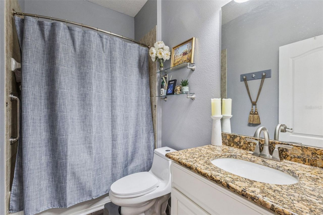 4802 Royce Drive , Mount Dora, FL 32757 Photo