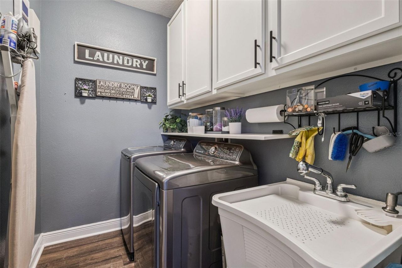 4802 Royce Drive , Mount Dora, FL 32757 Photo