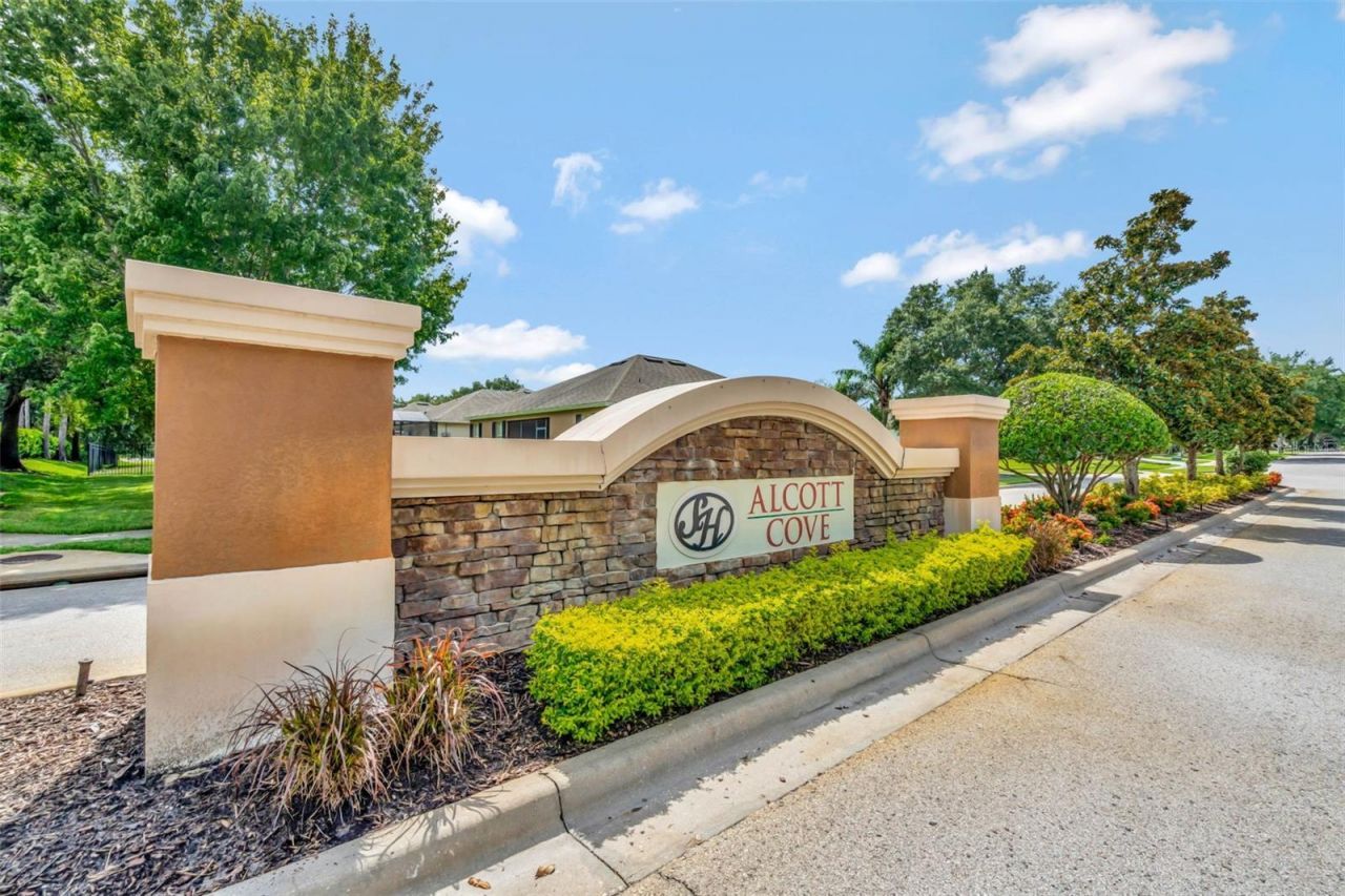 4802 Royce Drive , Mount Dora, FL 32757 Photo